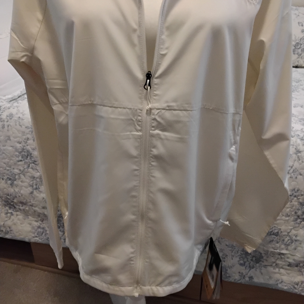 The North Face Windbreaker Jacket. NWT - Picture 8 of 8
